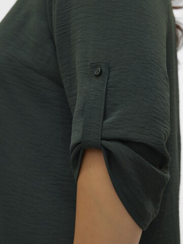 Vero Moda Curve Bluse 'ELVA' i grøn