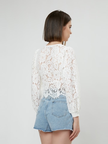 Influencer Blouse in Wit
