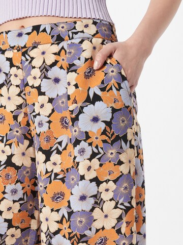 Dorothy Perkins Szeroka nogawka Spodnie w kolorze fioletowy