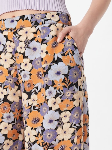 Dorothy Perkins Szeroka nogawka Spodnie w kolorze fioletowy