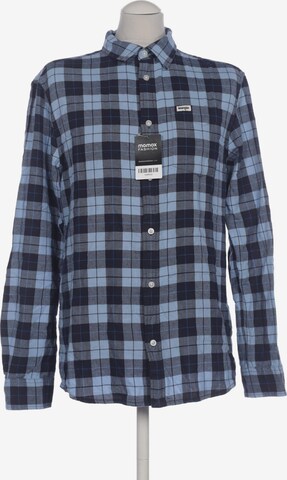 WRANGLER Button Up Shirt in S in Blue: front