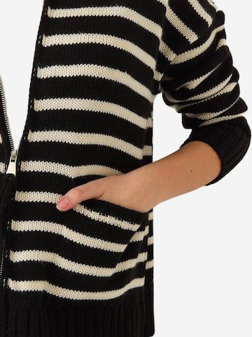 Bianco Lucci - Casaco de malha em preto