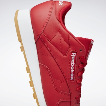 Reebok Sneakers in Red