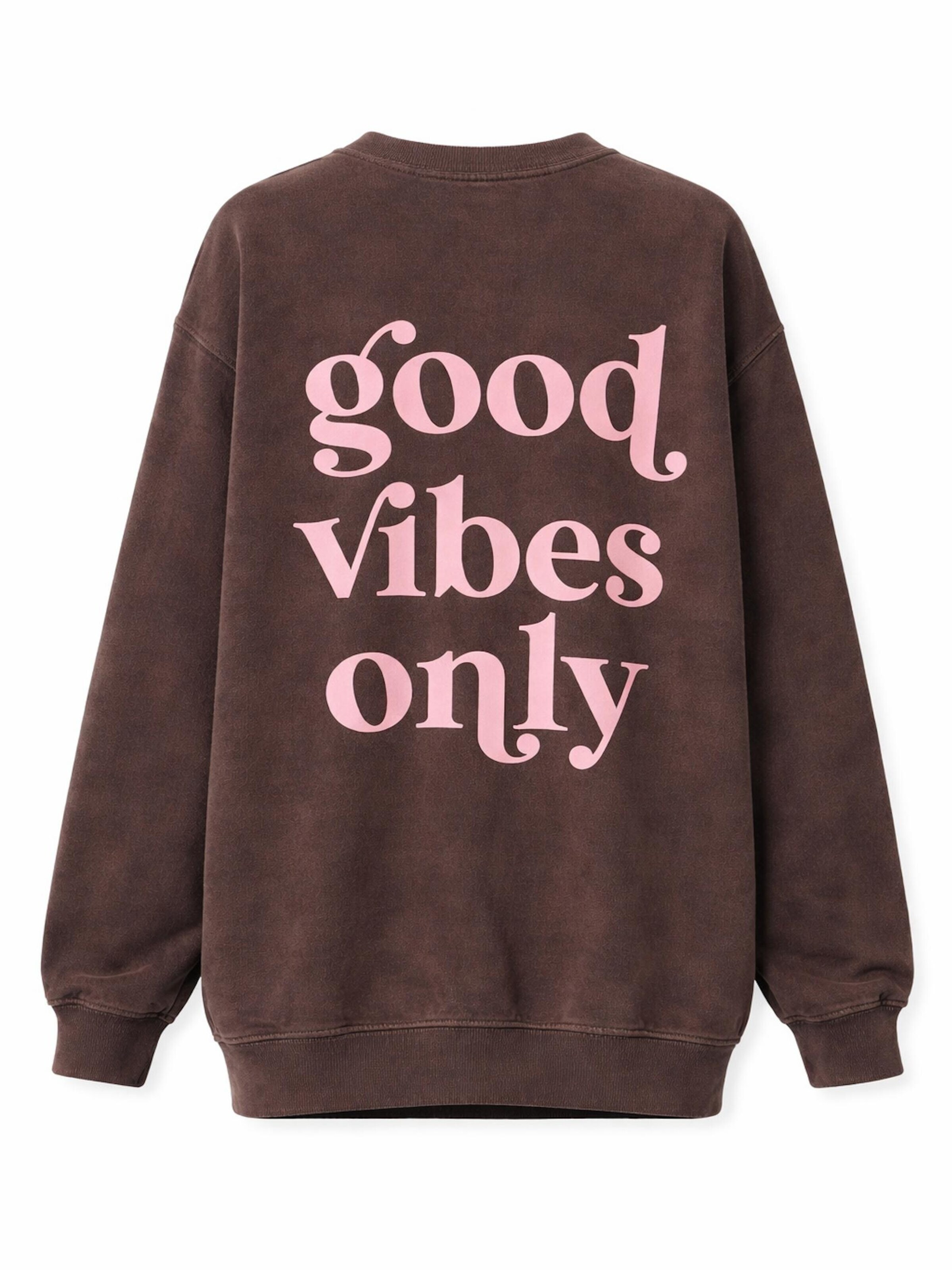 Worldclassca Sweatshirt in Brown: front