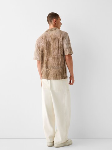 Bershka Comfort Fit Hemd in Braun