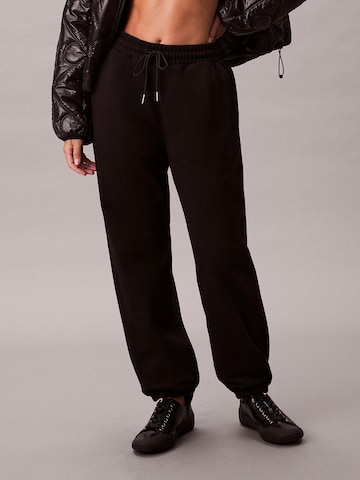Calvin Klein Tapered Bukser i sort: forside