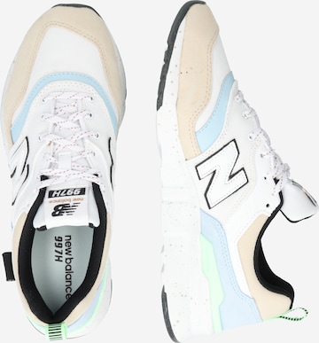 new balance حذاء رياضي بلا رقبة '997' بلون بيج