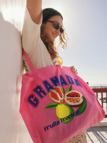 Next Shopper in Pink