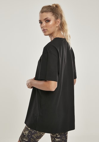 Urban Classics Shirt in Black