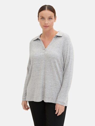 Tom Tailor Women + Shirt in Grey: front