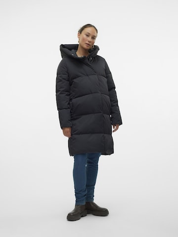 Vero Moda Maternity Übergangsmantel in Schwarz