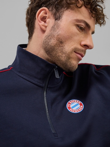 FC BAYERN MÜNCHEN Half-Zip Pullover Essentials in Blau