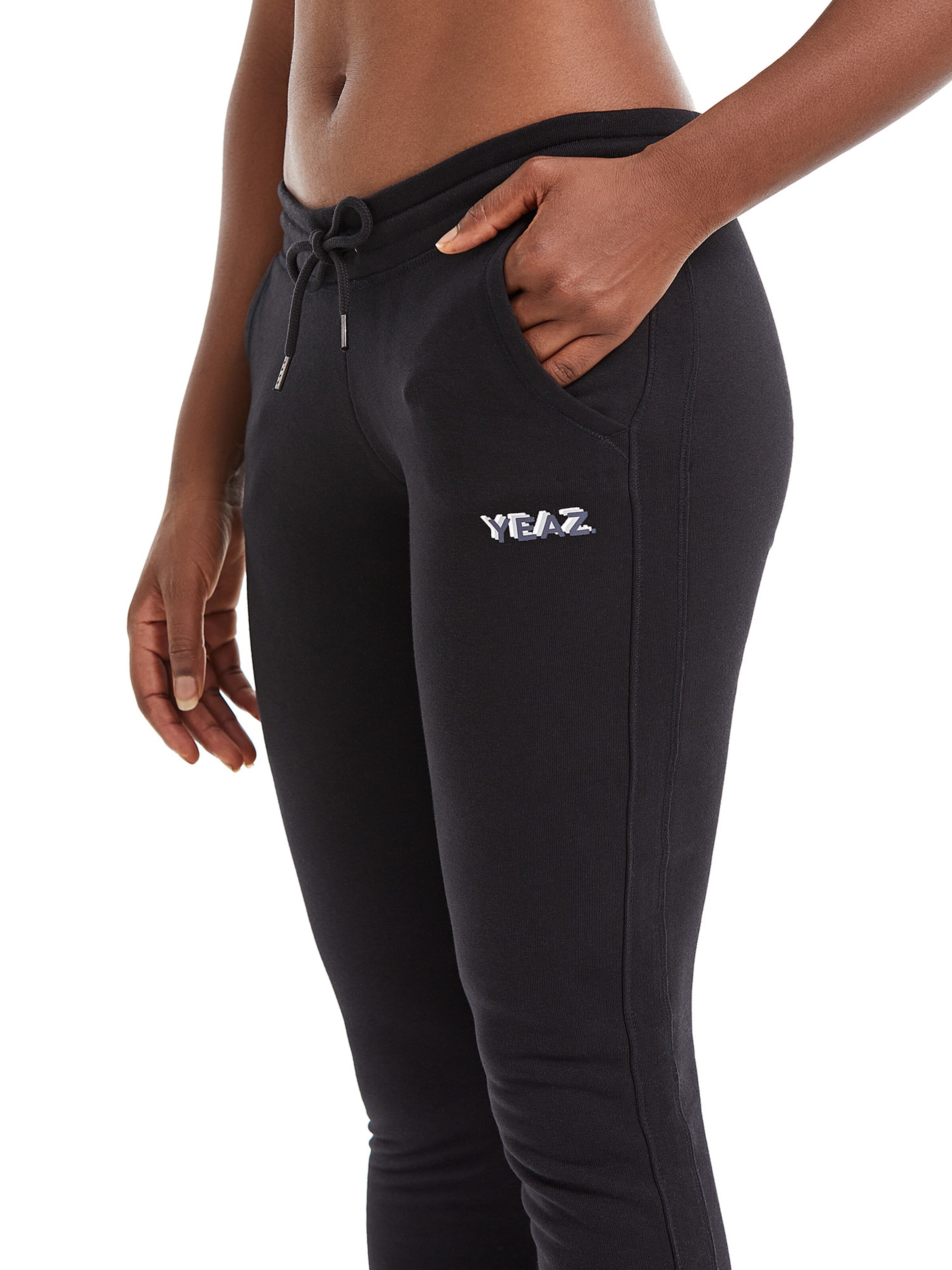 YEAZ Tapered Sportbyxa 'Chilax' i svart