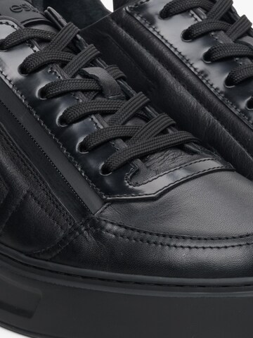 Estro Sneakers laag '5059' in Zwart