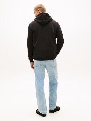 Tommy Jeans Свитшот в Черный