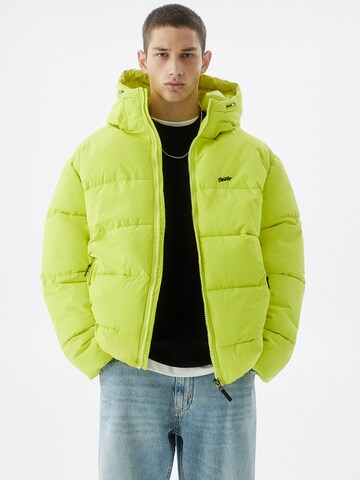 Veste mi-saison Pull&Bear en vert : devant