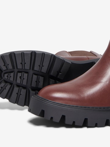 Chelsea Boots 'ONLBETTY-1' ONLY en marron