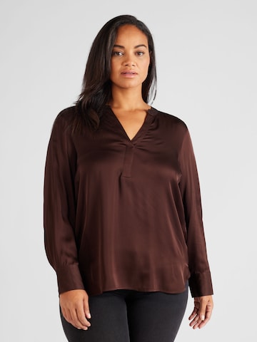 Chemisier Selected Femme Curve en marron : devant