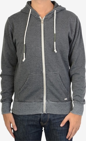 Trez Sweater in Grey: front