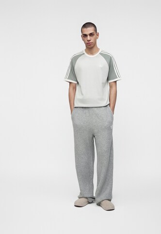 ADIDAS ORIGINALS Wide Leg Hose in Grau