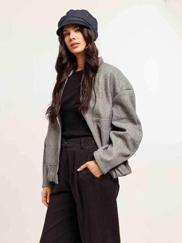 LOEVENICH Cap in Blau: Vorderseite