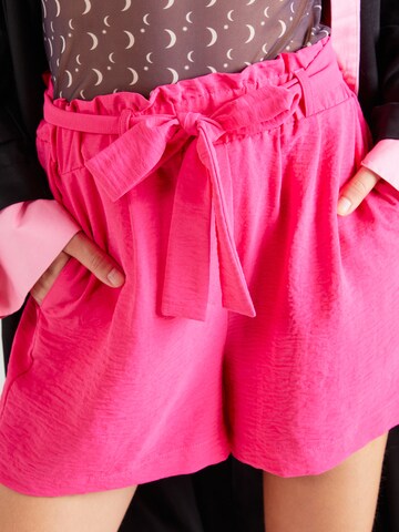 ONLY - regular Pantalón 'ONLMETTE' en rosa