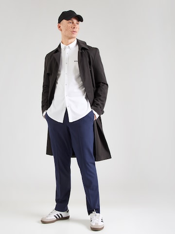 Coupe regular Chemise 'B_MOTION_L' BOSS Green en blanc