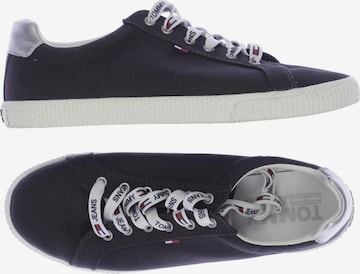 Tommy Jeans Sneakers & Trainers in 40 in Black: front