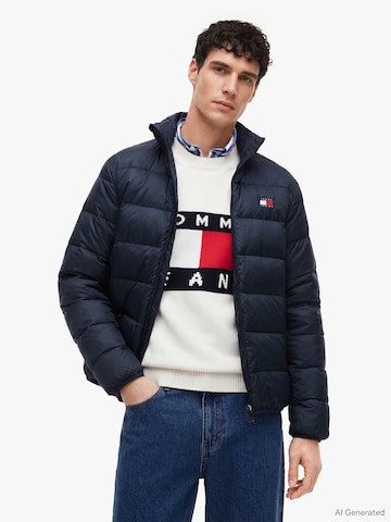 Tommy Jeans Jacke in Blau: Vorderseite