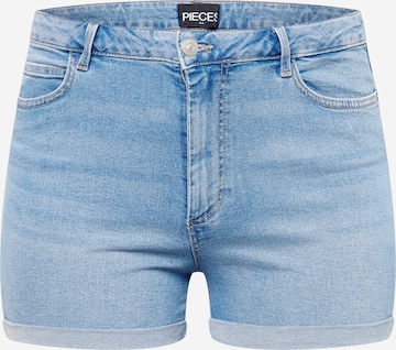 PIECES Curve Jeans 'PACY' in Blauw: voorkant