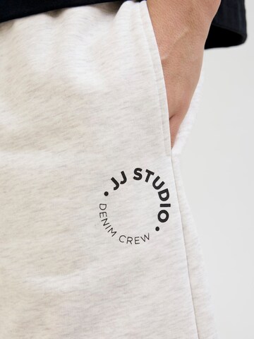 JACK & JONES - Pierna ancha Pantalón en blanco
