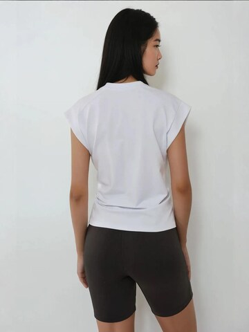 Hiccup T-Shirt in Weiß