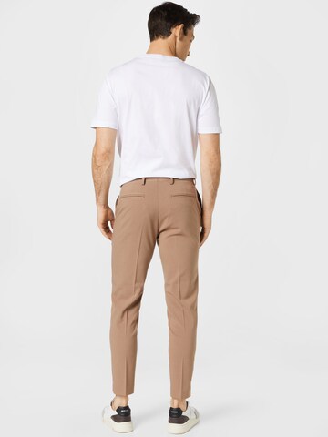 BURTON MENSWEAR LONDON Slim fit Trousers with creases in Brown