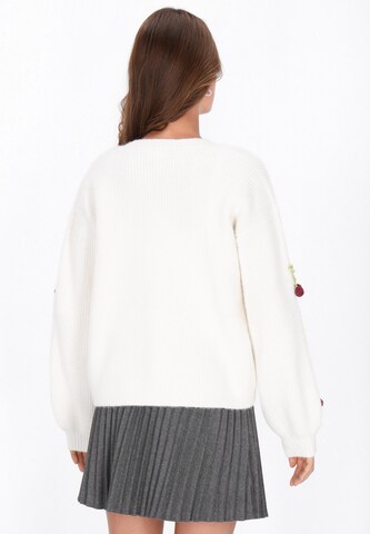 MYMO - Casaco de malha em branco