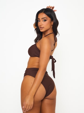 Moda Minx Bandeau Bikinitop 'Amour' in Bruin