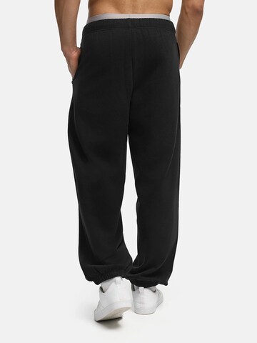 cfab (formerly creamy fabrics) Tapered Hose 'Carrot'‌‌‌‌‌‌‌‌‌‌ in Schwarz