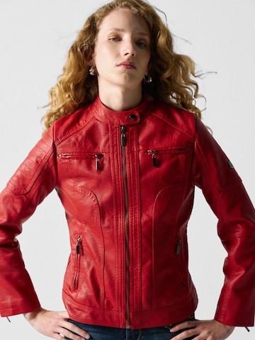 KOROSHI Between-Season Jacket in Red