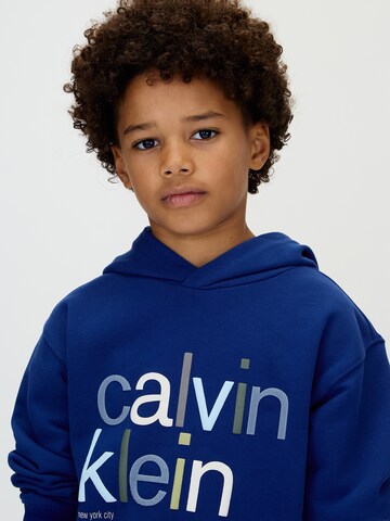Calvin Klein Jeans Sweatshirt in Blau