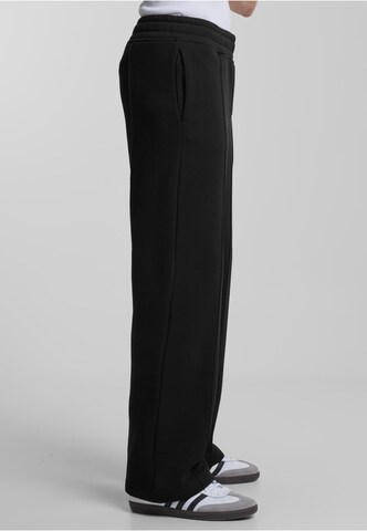 Loosefit Pantalon à plis Prohibited en noir
