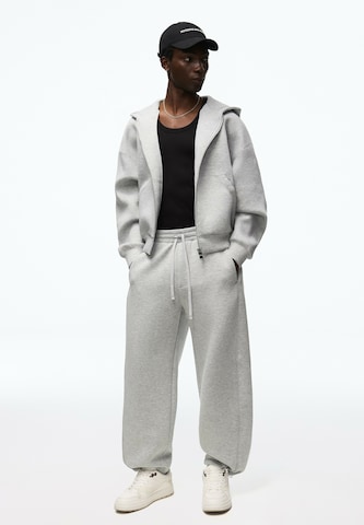 Bershka Joggingová souprava – šedá: přední strana