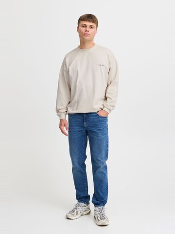 !Solid Sweatshirt in Beige