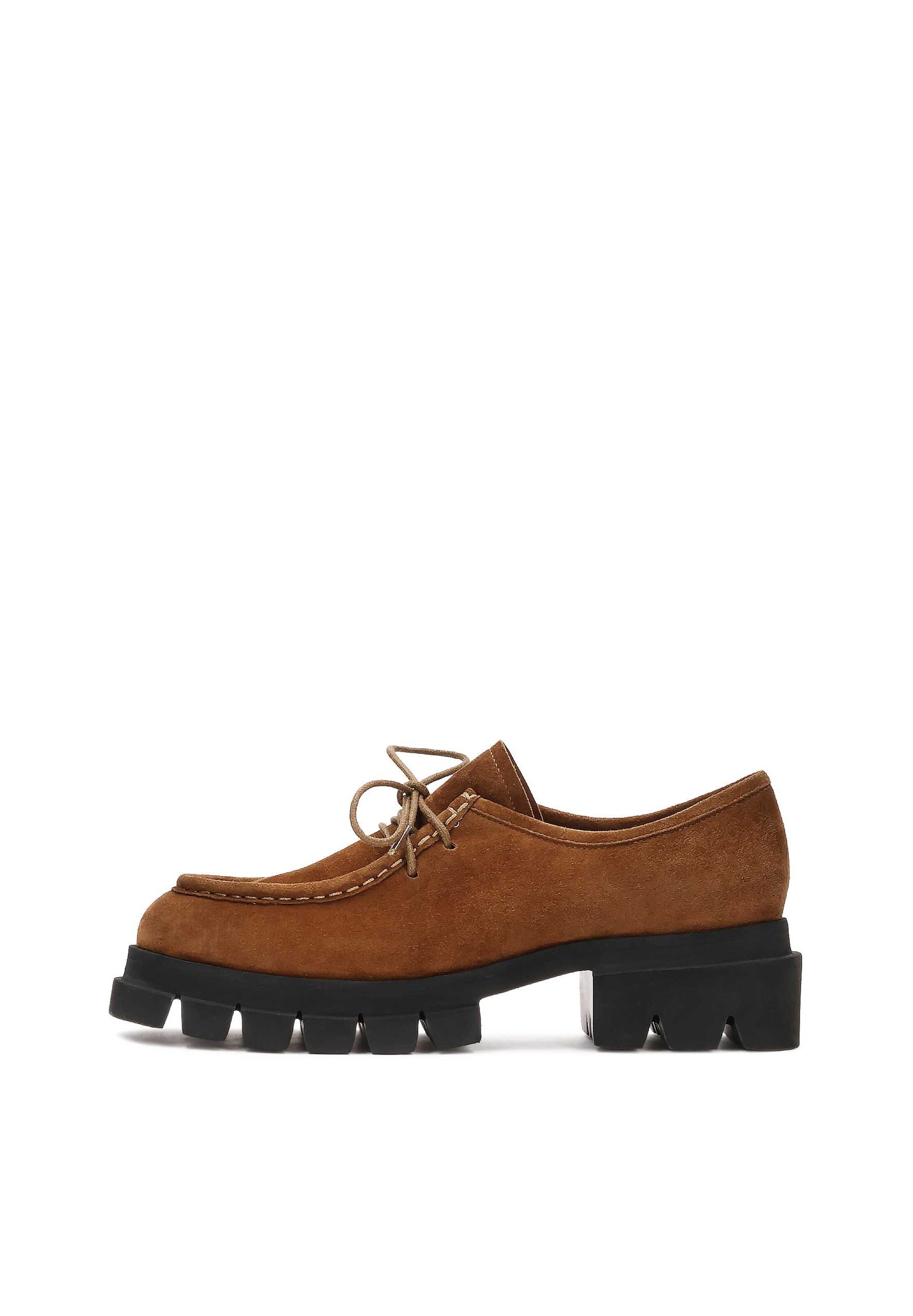 Chaussure à lacets Kazar en marron : devant