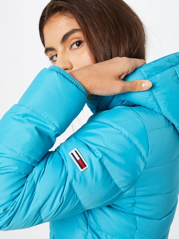 Tommy Jeans Winter jacket 'Essential' in Blue