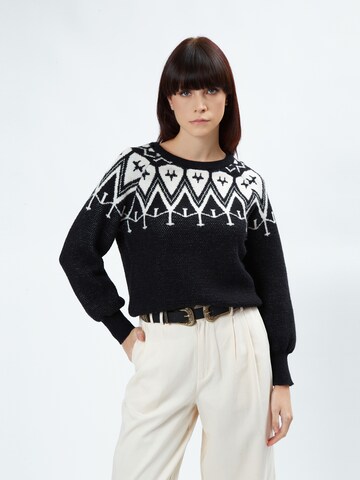 Pull-over Influencer en noir : devant