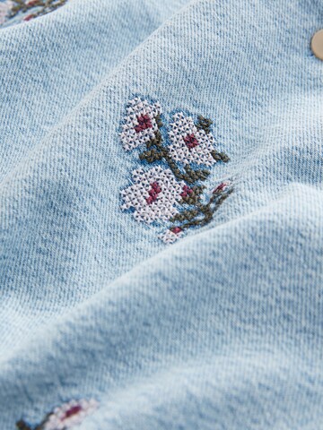 Next Blouse in Blue