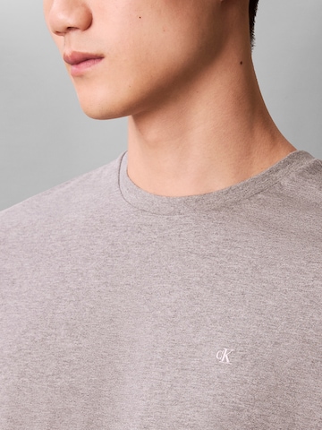 Calvin Klein Jeans Koszulka 'CLASSIC' w kolorze szary