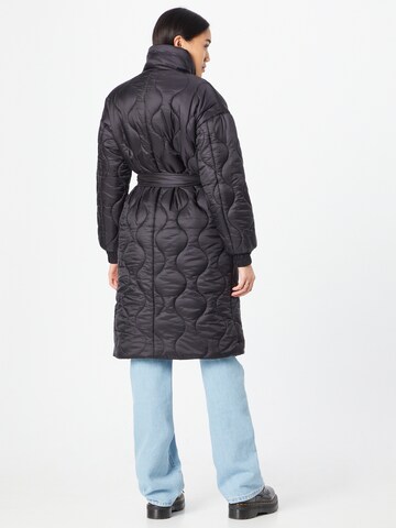 Cappotto invernale di Dorothy Perkins in nero