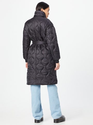 Dorothy Perkins Wintermantel in Zwart