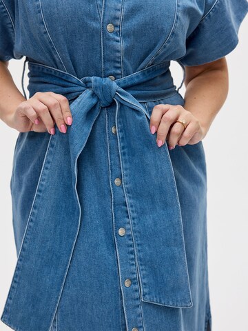 RYC by Angelina Kirsch Kleid in Blau