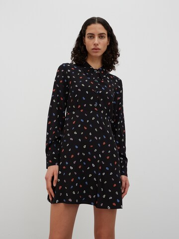 Robe-chemise 'Dorisa' EDITED en noir : devant